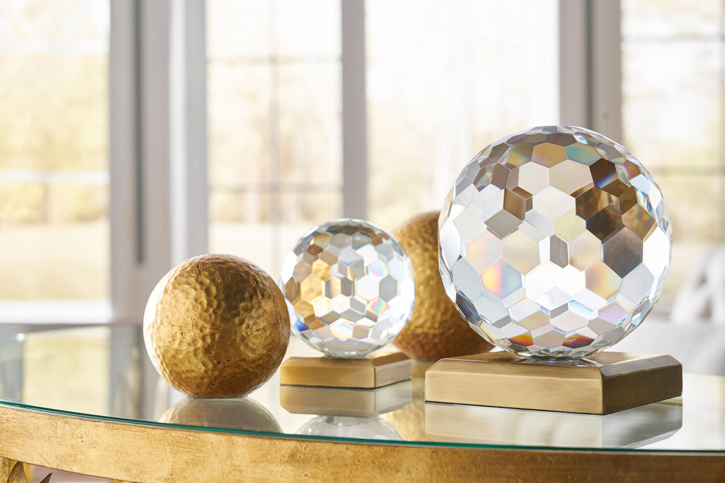 Chelsea House Hammered Ball - Gold (Sm)