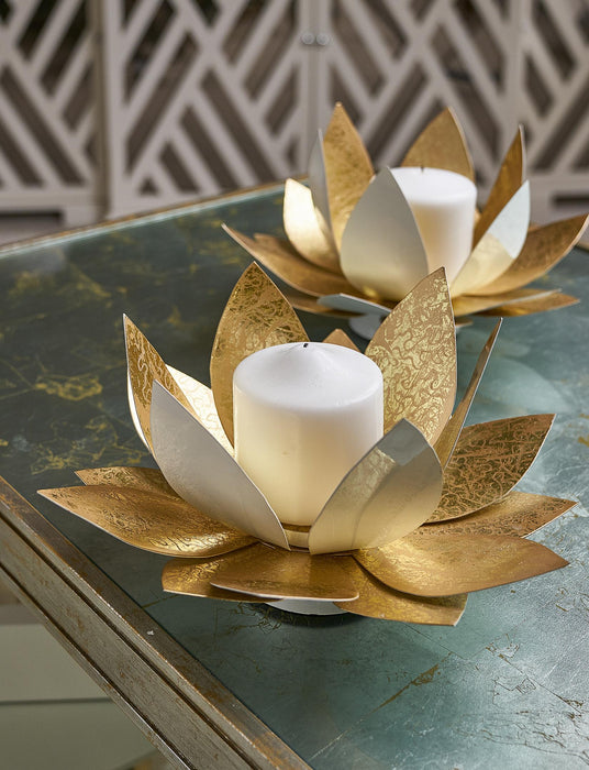 Chelsea House Lotus Candleholders