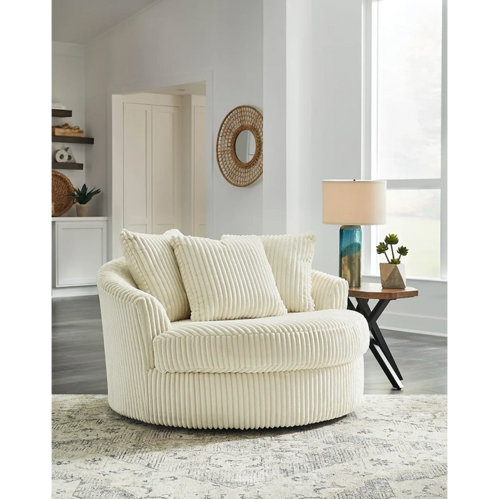 Ashley Lindyn 3-Piece RAF Sectional with Chaise