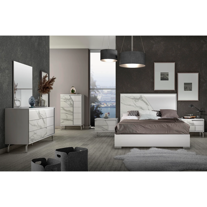 Sofia Bedroom Set in White (4 PCS + 1)